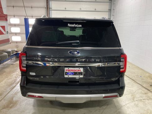 Used 2022 Ford Expedition Max Limited image 17