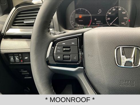 Used 2026 Honda Odyssey Elite image 11