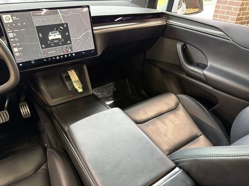 Used 2022 Tesla Model X Plaid AWD/4WD image 43