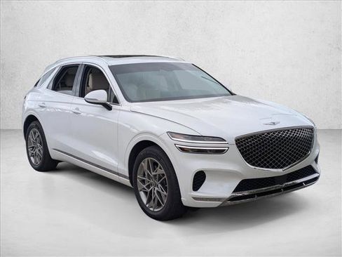Used 2025 Genesis GV70 2.5T w/ Select Package image 3