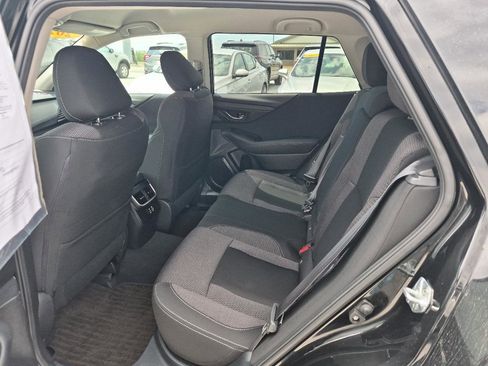 Used 2023 Subaru Outback Premium AWD/4WD image 14