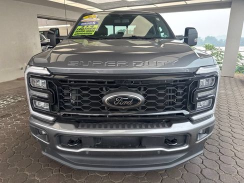 Used 2025 Ford F350 Lariat w/ Lariat Ultimate Package AWD/4WD image 2