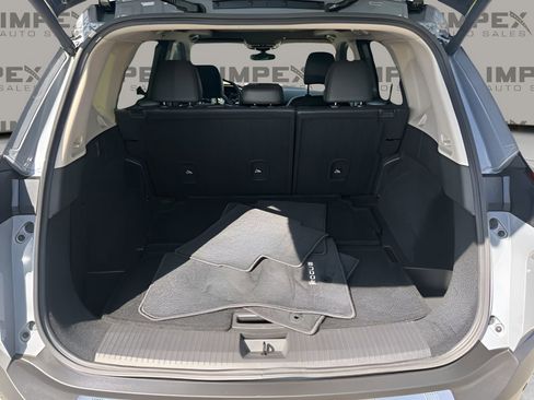 Used 2023 Nissan Rogue SL w/ SL Premium Package image 29