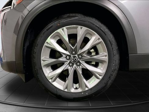 Used 2026 MAZDA CX-90 3.3 Turbo w/ Preferred Package AWD/4WD image 9