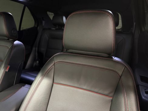 Used 2024 Chevrolet Equinox RS w/ RS Leather Package FWD image 19