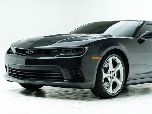 Used 2015 Chevrolet Camaro SS w/ RS Package image 10