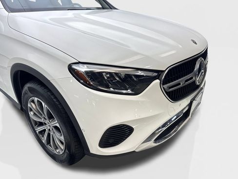 Used 2024 Mercedes-Benz GLC 300 image 17