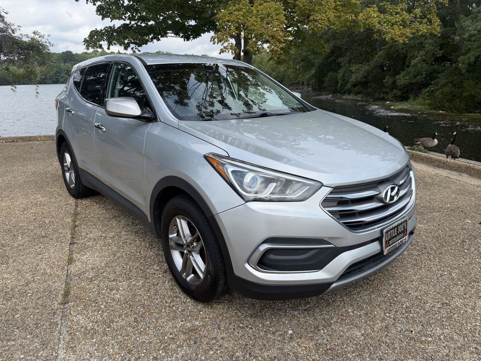 Used 2018 Hyundai Santa Fe Sport FWD image 1