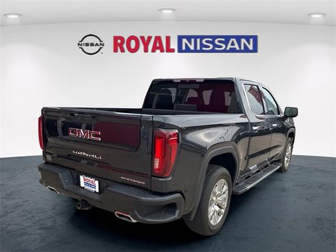 Used 2022 GMC Sierra 1500 Denali image 7