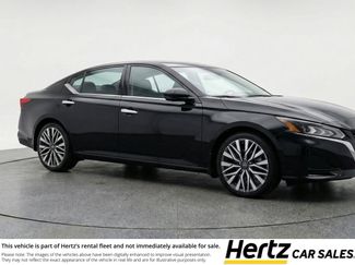 Used 2025 Nissan Altima 2.5 SV video 1