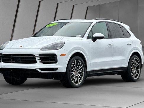 Used 2022 Porsche Cayenne S image 8