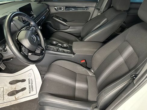 Used 2025 Honda Civic Sport image 19
