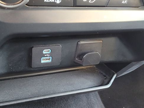 Used 2023 Ford F150 XLT image 24