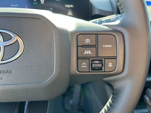 Used 2026 Toyota RAV4 SE AWD/4WD image 13