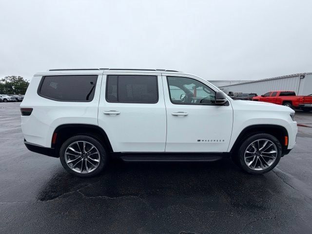 Used 2024 Jeep Wagoneer Series II w/ Premium Group I AWD/4WD image 2