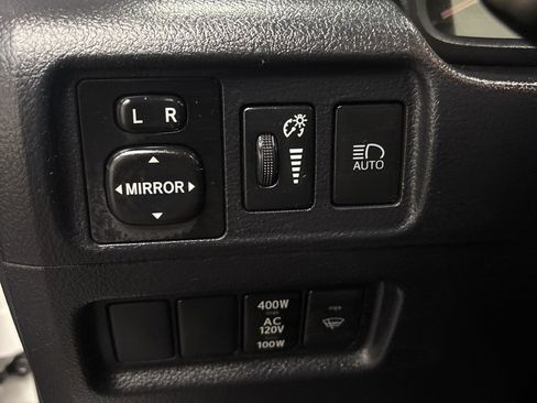 Used 2024 Toyota 4Runner TRD Off-Road Premium image 15