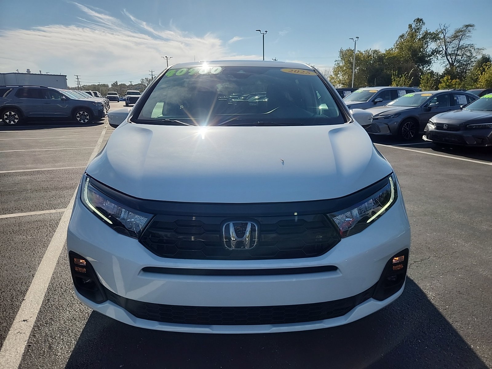Used 2025 Honda Odyssey Touring image 9