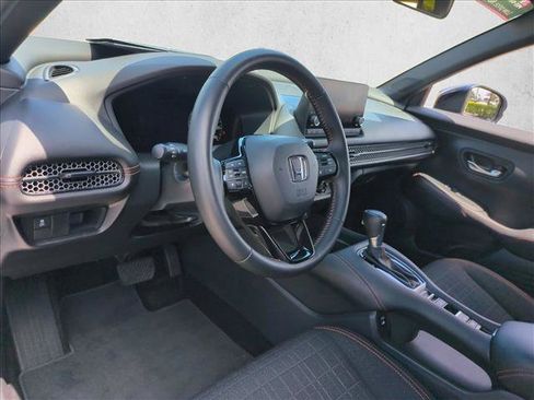 Used 2025 Honda HR-V Sport image 10