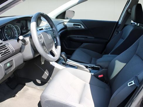 Used 2015 Honda Accord LX image 9