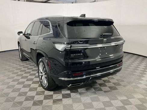 Used 2025 Buick Enclave Avenir w/ Super Cruise Package AWD/4WD image 4