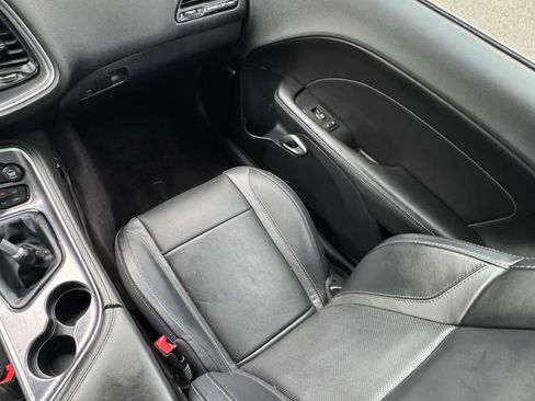 Used 2016 Dodge Challenger R/T Plus RWD image 28