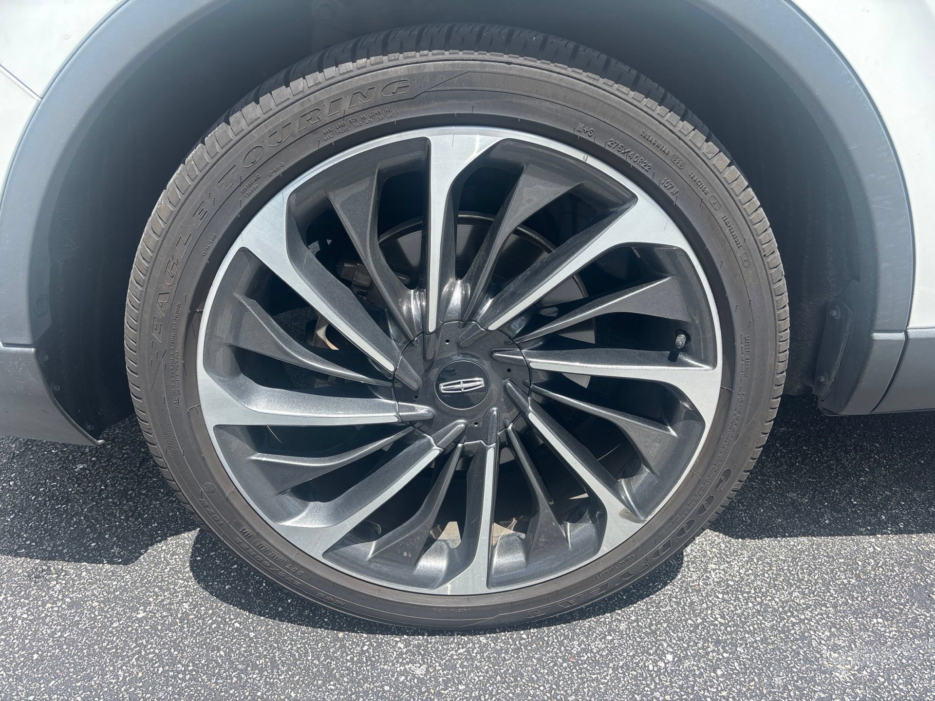 Used 2022 Lincoln Aviator Reserve w/ Equipment Group 201A RWD image 8