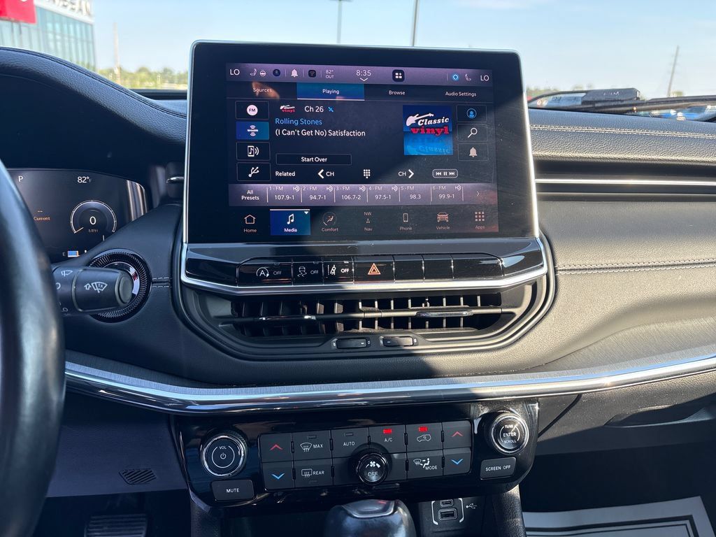 Used 2022 Jeep Compass High Altitude AWD/4WD image 18