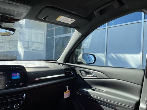 New 2026 Chevrolet Traverse LT image 56