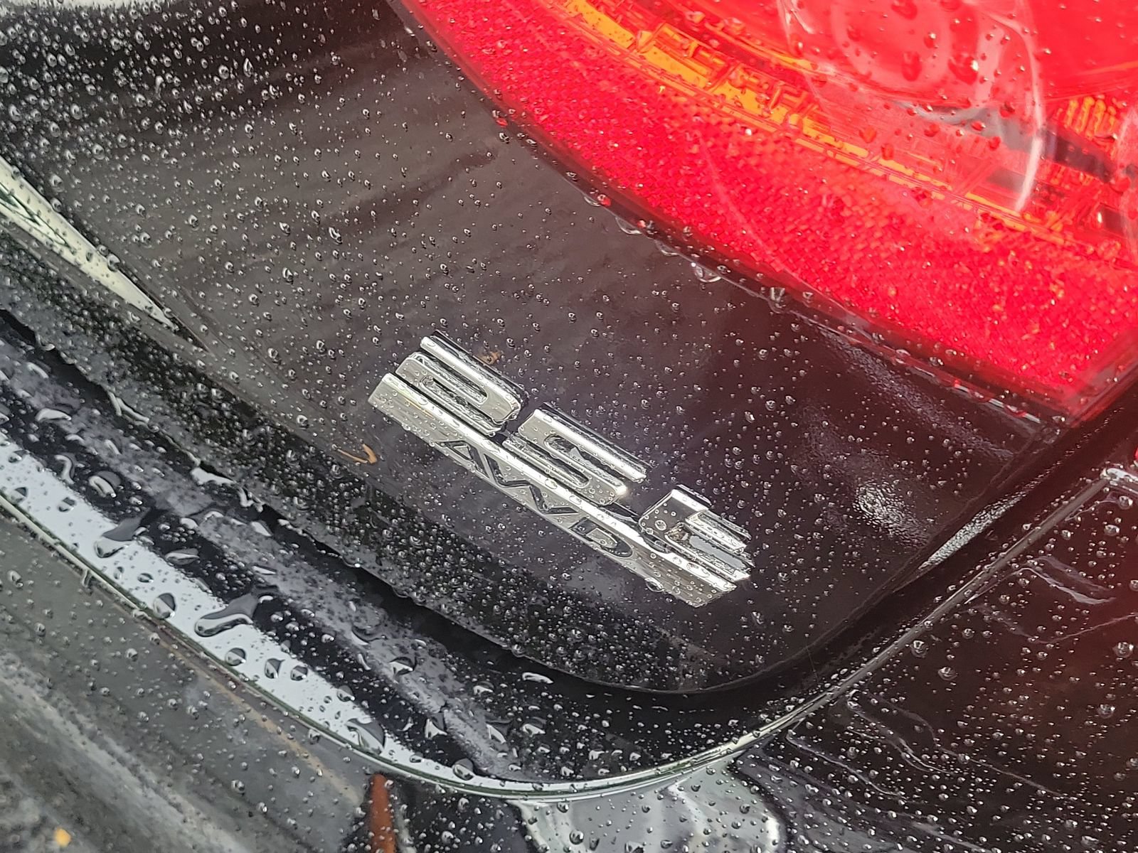 Used 2019 Jaguar XF R-Sport AWD/4WD image 7