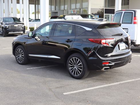 Used 2025 Acura RDX SH-AWD w/ Advance Package image 8