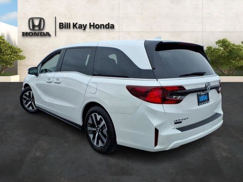 Used 2025 Honda Odyssey EX-L image 6