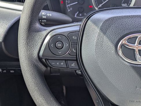 Used 2021 Toyota Corolla LE image 15