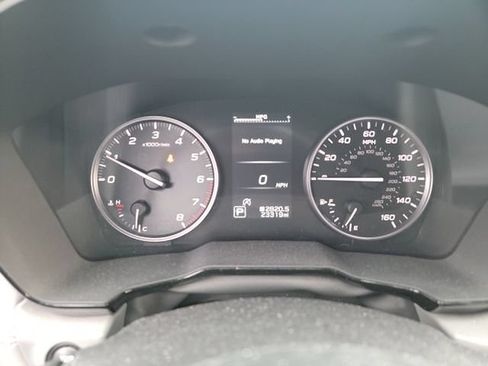 Used 2025 Subaru Outback Premium w/ Popular Package #1A AWD/4WD image 12