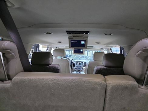 Used 2019 GMC Yukon XL SLT w/ Premium Edition RWD image 14