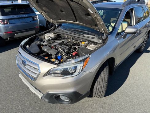 Used 2016 Subaru Outback 2.5i Limited image 24