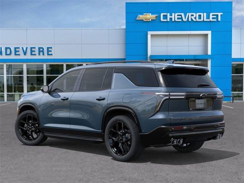 New 2026 Chevrolet Traverse RS image 3