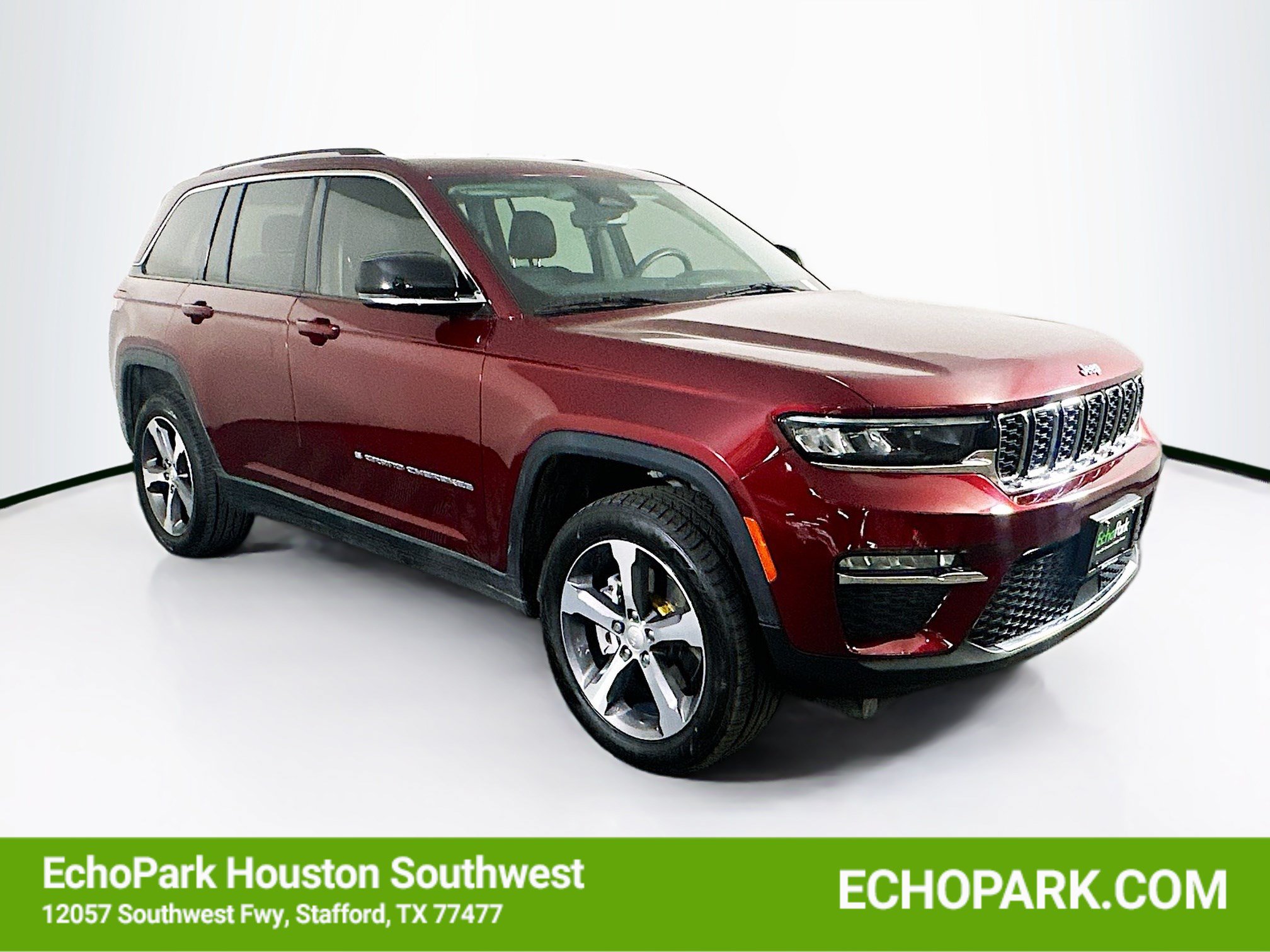 Used 2023 Jeep Grand Cherokee 4WD 4xe image 1