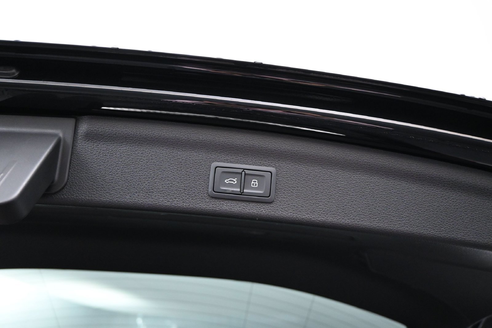 Used 2024 Audi Q3 2.0T Premium Plus AWD/4WD image 19