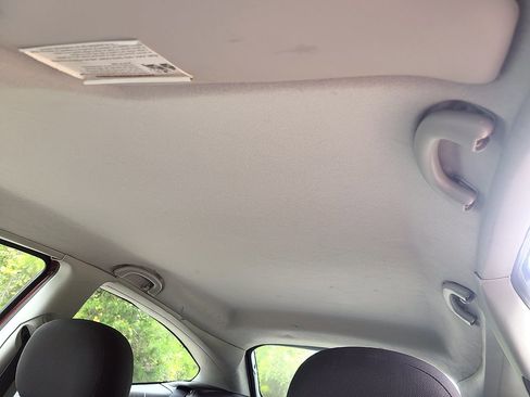 Used 2007 Ford Focus SE image 11