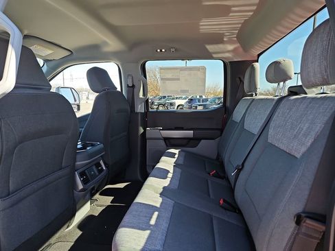 New 2026 Ford F350 XLT w/ FX4 Off-Road Package image 19