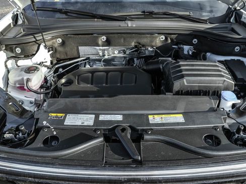 New 2026 Volkswagen Atlas Cross Sport SEL image 45