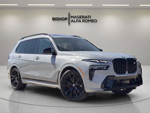 Used 2023 BMW X7 M60i w/ Executive Package image 1