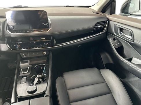 Used 2023 Nissan Rogue SL w/ SL Premium Package image 27