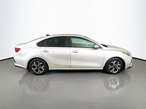 Used 2021 Kia Forte LXS FWD image 7