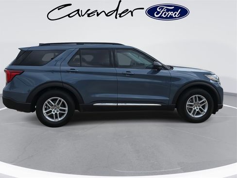 New 2025 Ford Explorer Active w/ Active Comfort Package image 4