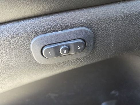 Used 2016 Jeep Grand Cherokee Limited image 10