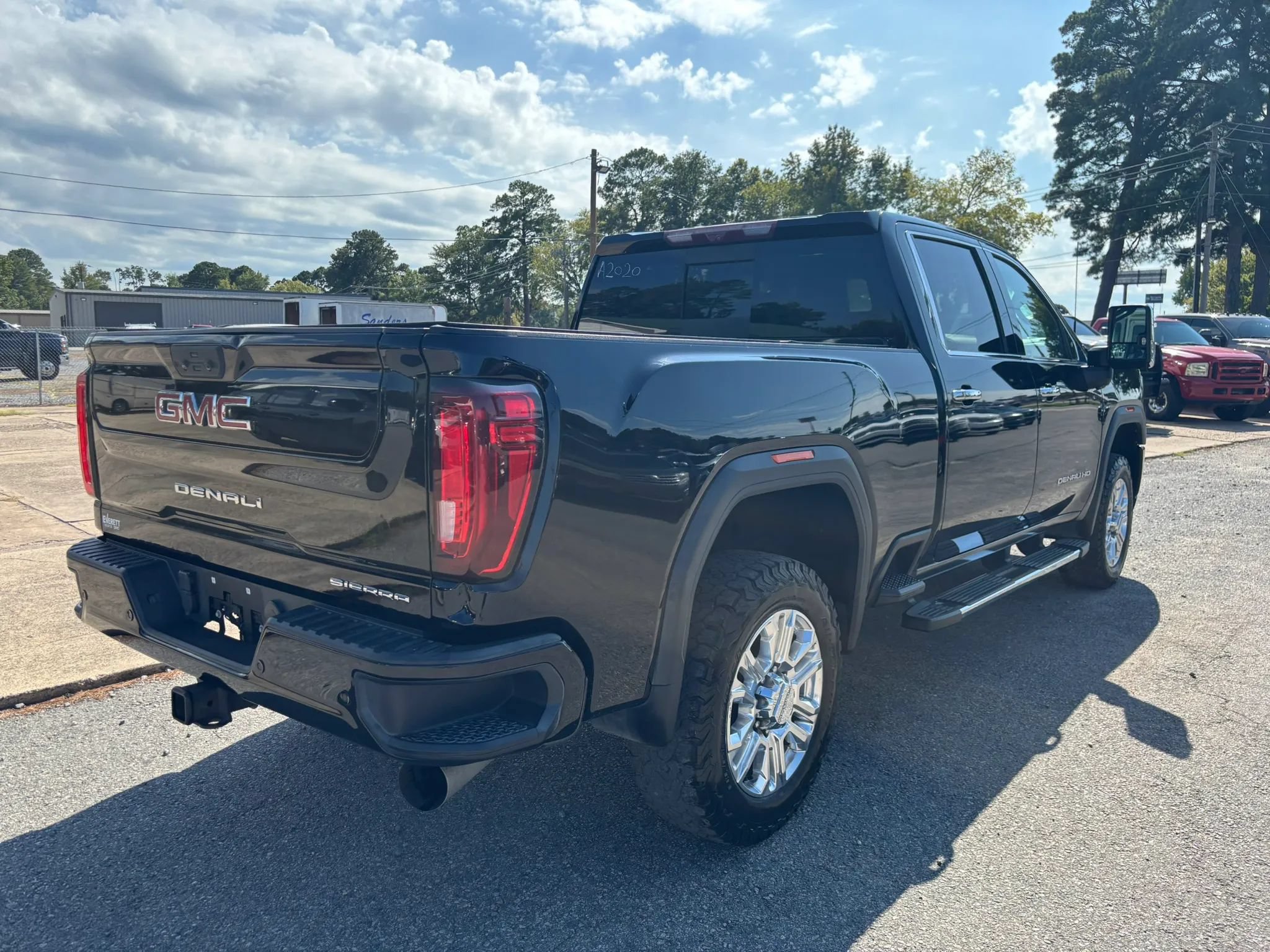 Used 2021 GMC Sierra 2500 Denali w/ Denali Ultimate Package AWD/4WD image 5