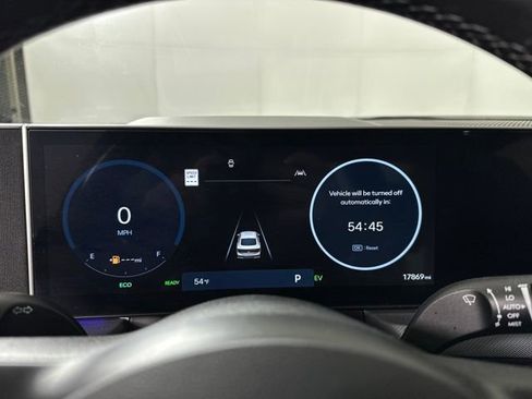 Used 2025 Hyundai Sonata Limited image 17