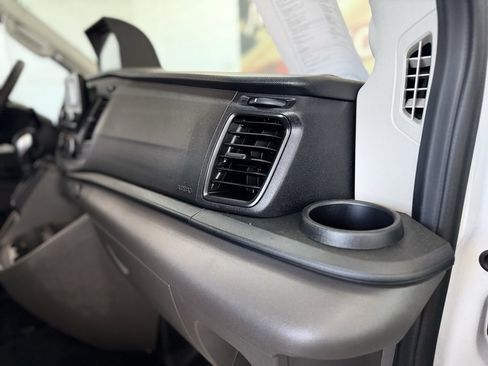 Used 2021 Ford Transit 350 XLT image 38