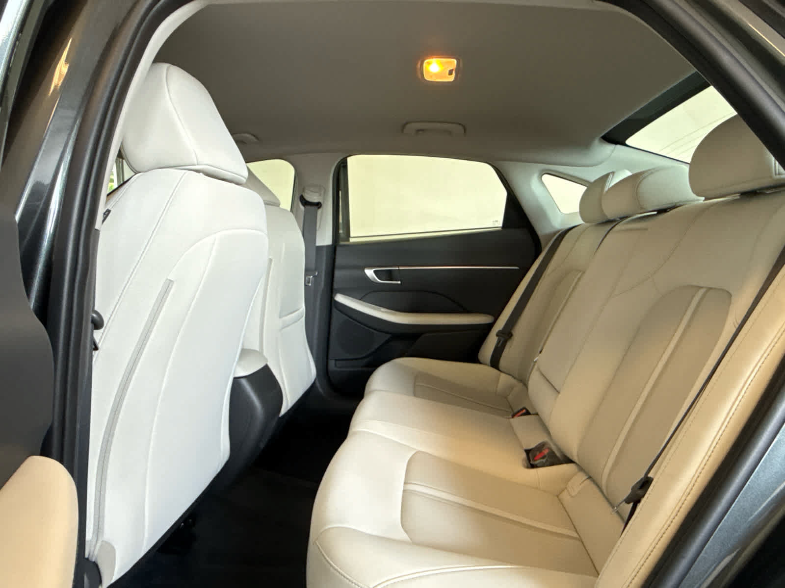 Used 2024 Hyundai Sonata SEL FWD image 12